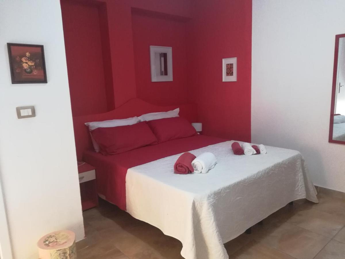 Al Quindici Scilla Bed & Breakfast Bagian luar foto