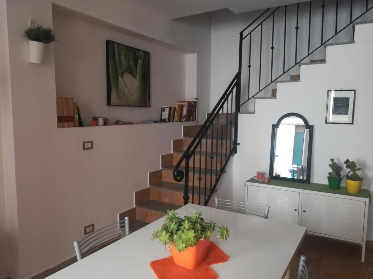 Al Quindici Scilla Bed & Breakfast Bagian luar foto
