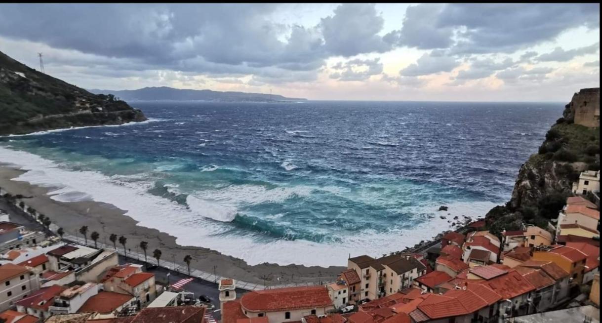 Al Quindici Scilla Bed & Breakfast Bagian luar foto