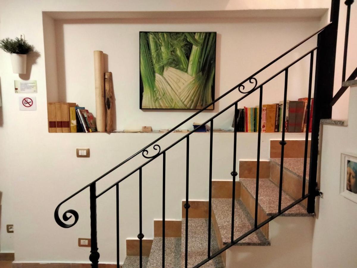 Al Quindici Scilla Bed & Breakfast Bagian luar foto